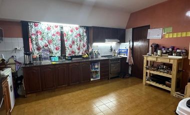 Casa de cinco ambientes a la venta en Los Polvorines, APTO CREDITO