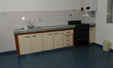 ALDO BONZI-ALQUILER DEPARTAMETO 2 AMBIENTES CON PATIO