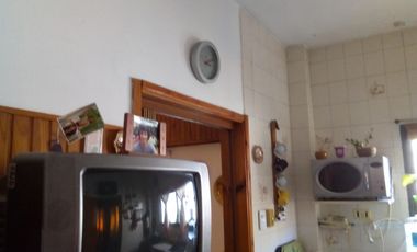 Casa en VENTA sobre calle asfaltada a pocas cuadras de la estación de Glew.