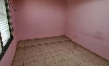 ALQUILER DE CASA 3 AMBIENTES CON FONDO LIBRE Y COCHERA - MONTE GRANDE