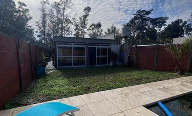Casa de tres ambientes en alquiler