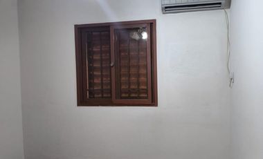 Excelente casa en alquiler.