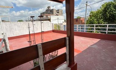 Departamento amplio en 1er piso
