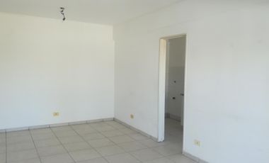 MUY BUEN DEPARTAMENTO DE 3 AMB. CENTRO DE SAN FERNANDO.PTE PERON 757