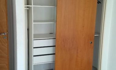 DEPARTAMENTO DE 2 AMBIENTES CON COCHERA CON PORTÓN AUTOMÁTICO Y TERRAZA, MORON