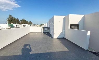 CASA EN VENTA EN  SANTILLANA, SOLARES, ZAPOPAN