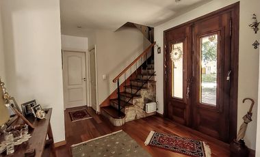 VENTA DE CASA EN Malvinas Argentinas