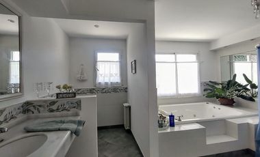 VENTA DE CASA EN Malvinas Argentinas
