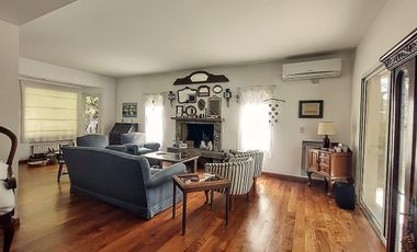 VENTA DE CASA EN Malvinas Argentinas