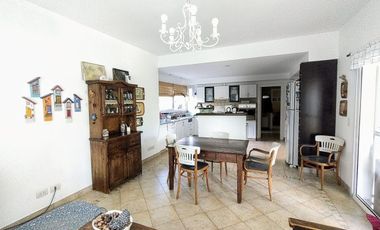 VENTA DE CASA EN Malvinas Argentinas