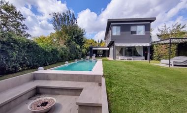 VENTA DE CASA EN Malvinas Argentinas