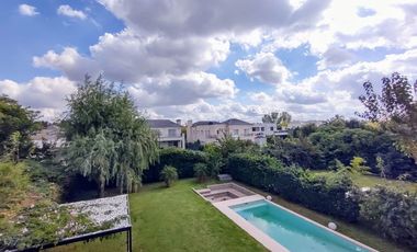 VENTA DE CASA EN Malvinas Argentinas