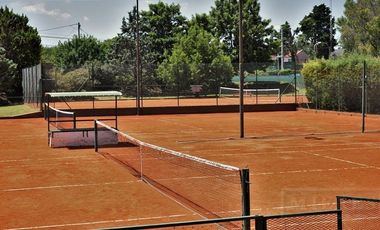 Casa en venta en Los Polvorines, Malvinas Argentinas