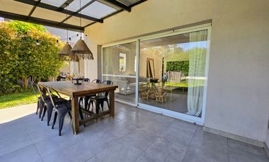 VENTA DE CASA EN Malvinas Argentinas