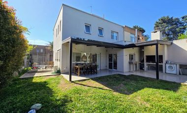 VENTA DE CASA EN Malvinas Argentinas
