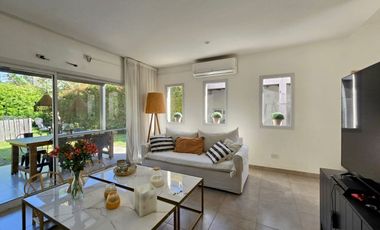 VENTA DE CASA EN Malvinas Argentinas
