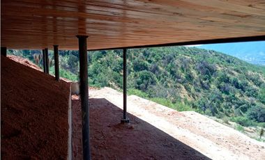 Moderna Casa en Olmué