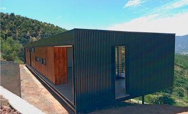 Moderna Casa en Olmué