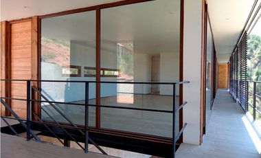 Moderna Casa en Olmué