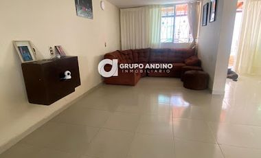 VENTA de CASA RESIDENCIAL en FLORIDABLANCA