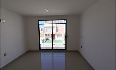 Se vende casa nueva en Explanada Sur, Pachuca de Soto, Hgo.