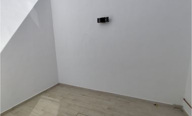 Se vende casa nueva en Explanada Sur, Pachuca de Soto, Hgo.