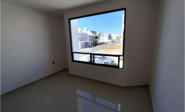 Se vende casa nueva en Explanada Sur, Pachuca de Soto, Hgo.