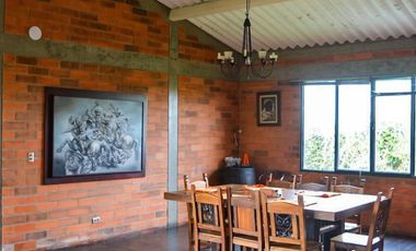 CASA CAMPESTRE EN ARRIENDO VIA CHINCHINA