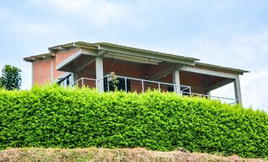 CASA CAMPESTRE EN ARRIENDO VIA CHINCHINA