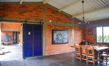 CASA CAMPESTRE EN ARRIENDO VIA CHINCHINA