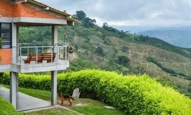 CASA CAMPESTRE EN ARRIENDO VIA CHINCHINA