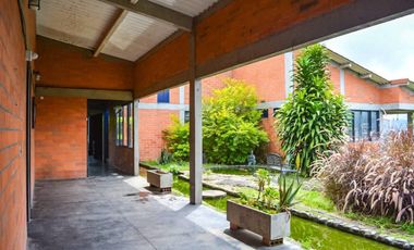 CASA CAMPESTRE EN ARRIENDO VIA CHINCHINA