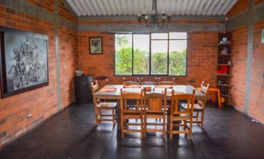 CASA CAMPESTRE EN ARRIENDO VIA CHINCHINA