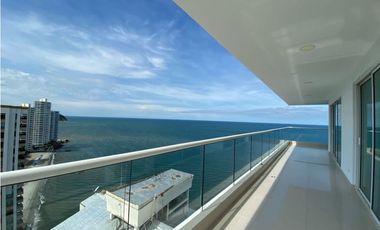 Apartamento en primera línea de playa con vista privilegiada al mar