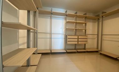 Apartamento en primera línea de playa con vista privilegiada al mar