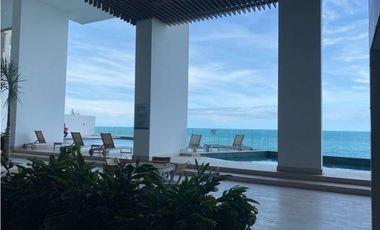 Apartamento en primera línea de playa con vista privilegiada al mar