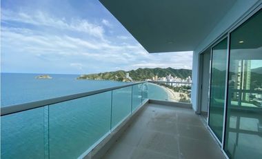Apartamento en primera línea de playa con vista privilegiada al mar