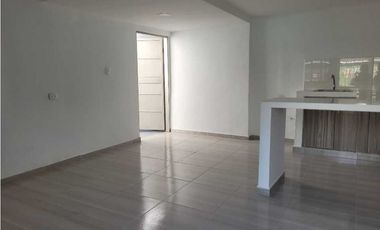 Vendo casa en el barrio Los Pinos