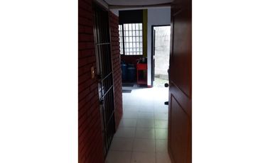 Se vende Lote/Bodega en Pinares