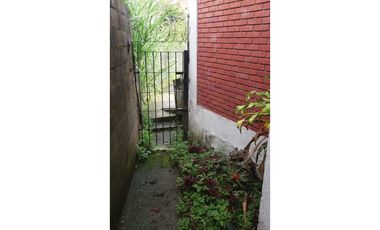 Se vende Lote/Bodega en Pinares