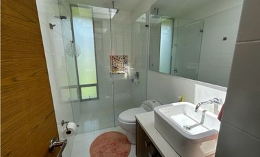 VENDO CASA EN CONJUNTO CERRADO EN LA CALERA