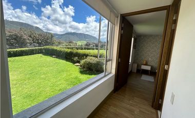 VENDO CASA EN CONJUNTO CERRADO EN LA CALERA