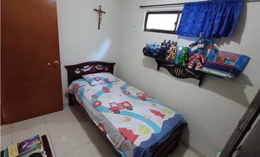 Casa de dos pisos cerca del Centro de Soledad