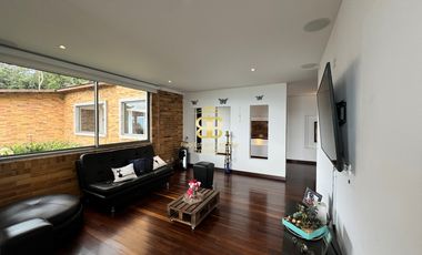 SE VENDE MAGNIFICA CASA EN YERBABUENA