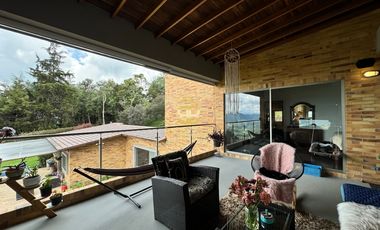 SE VENDE MAGNIFICA CASA EN YERBABUENA