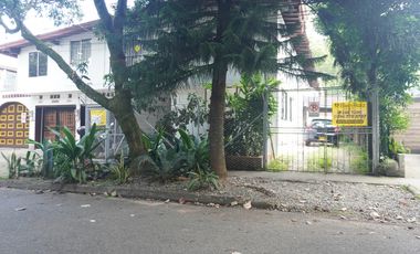 ARRIENDO CASA  COMERCIAL EN POBLADO - PATIO BONITO
