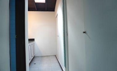 ARRIENDO CASA  COMERCIAL EN POBLADO - PATIO BONITO