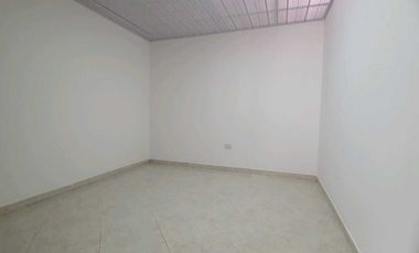 Se Vende Casa Cerca Al Centro Comercial Avenida Y Clinica