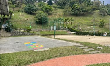 Apartamento en Venta,  Almería en  Medellín