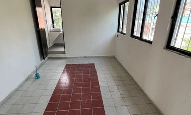 DEPARTAMENTO EN RENTA CON LOCAL EN PLANTA BAJA